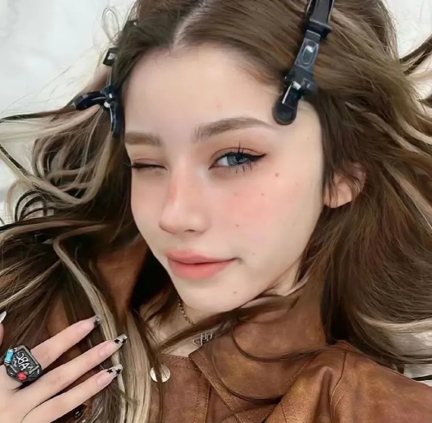 地狱美女